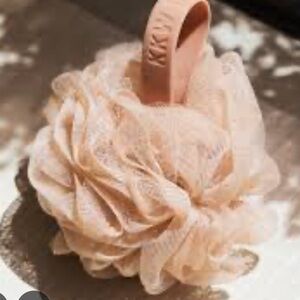 New KKW beauty loofah